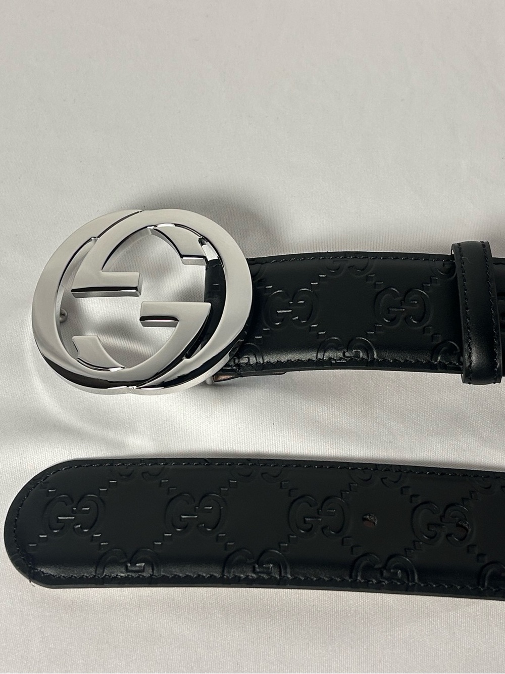 Gucci Men's Black Embossed GG Leather Belt with Silver Interlocking G Buckle 44 - Picture 9 of 9